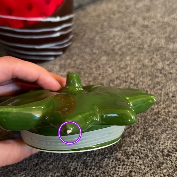 NWOT Chocolate-Covered Strawberry Jar - Picture 8 of 11